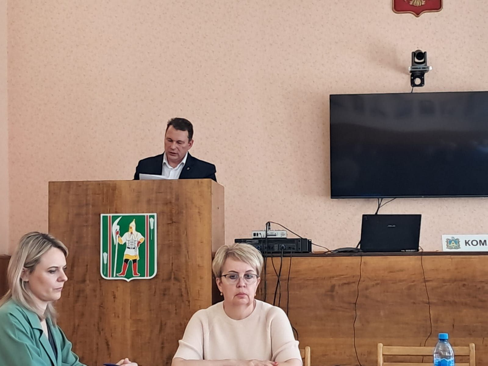 28.05.2025 года состоялось очередное  заседание Комаричского районного Совета народных депутатов..